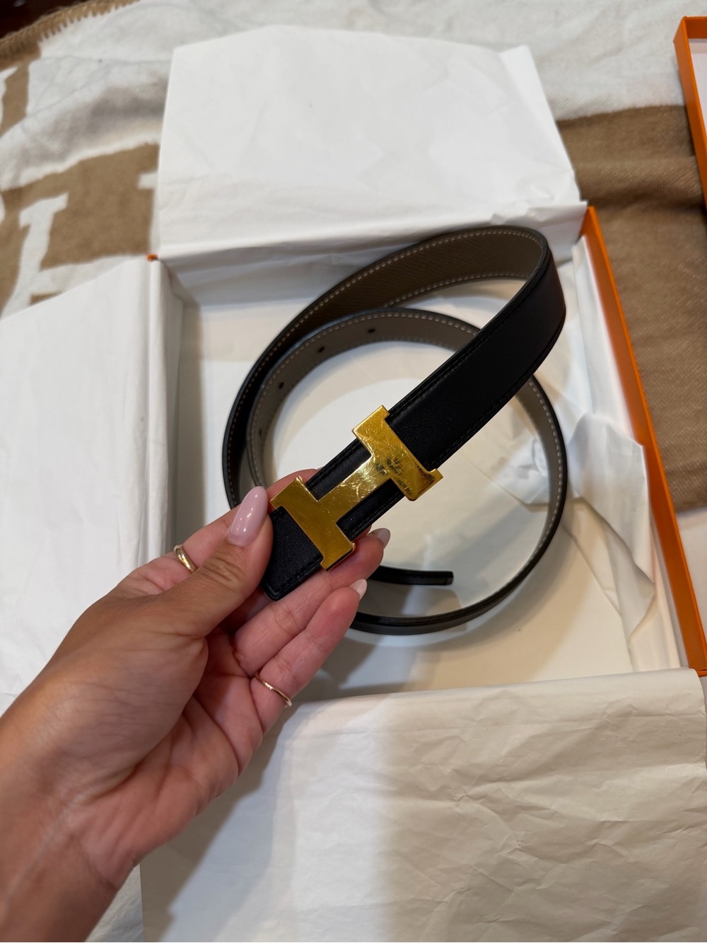 Authentic Hermès Reversible H Belt 75 Etoupe and Black Rose Buckle + Box